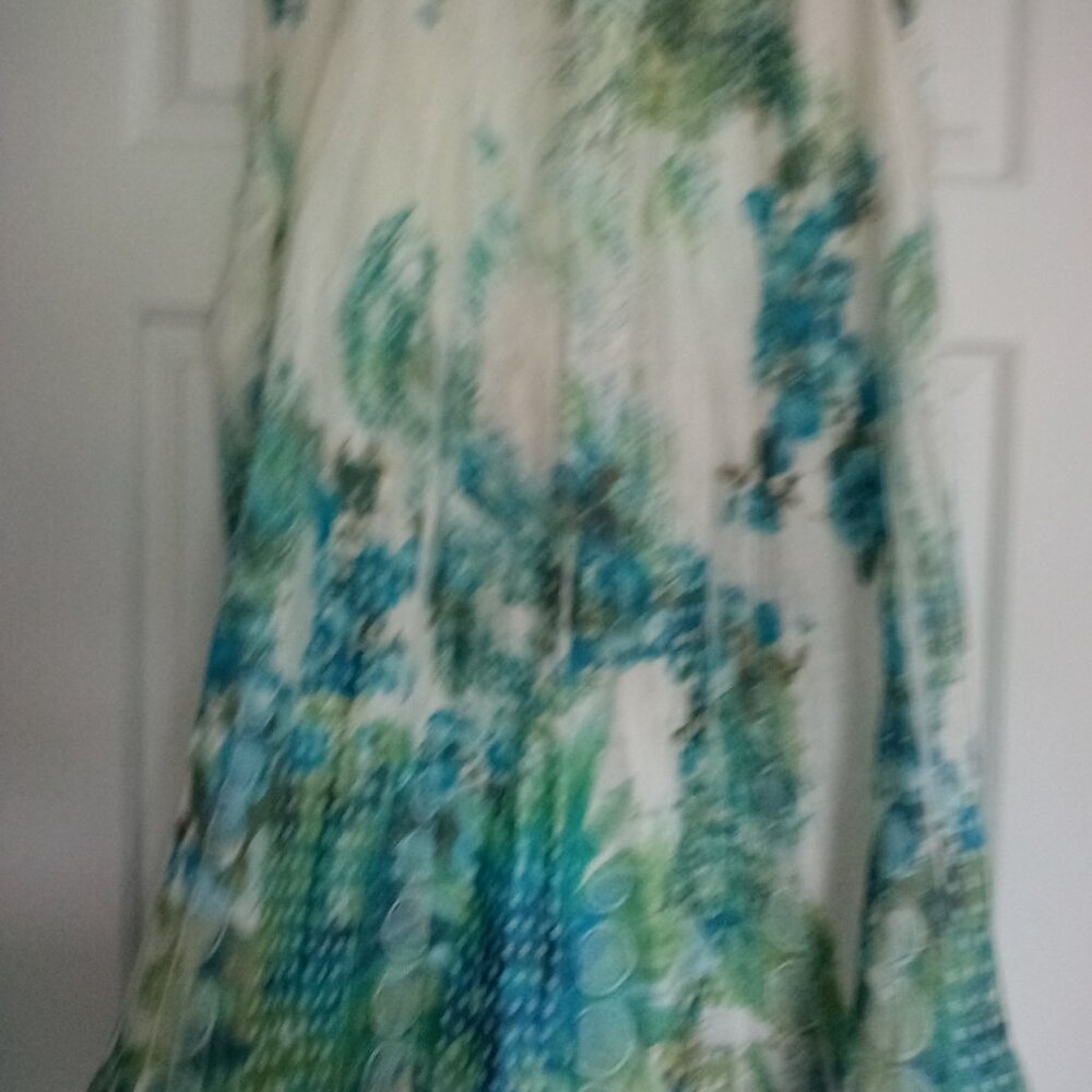 Dress Barn Skirt Elastic Waist Size 14 / 16Mid Calf Length Just Beautiful - Picture 8 of 10